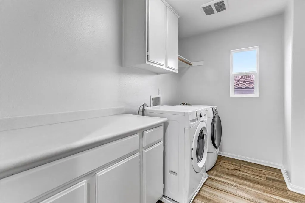https://cdn.realtyfeed.com/cdn/127/306531027/1df3d91c70c1505d8320dc2574375b9f.webp