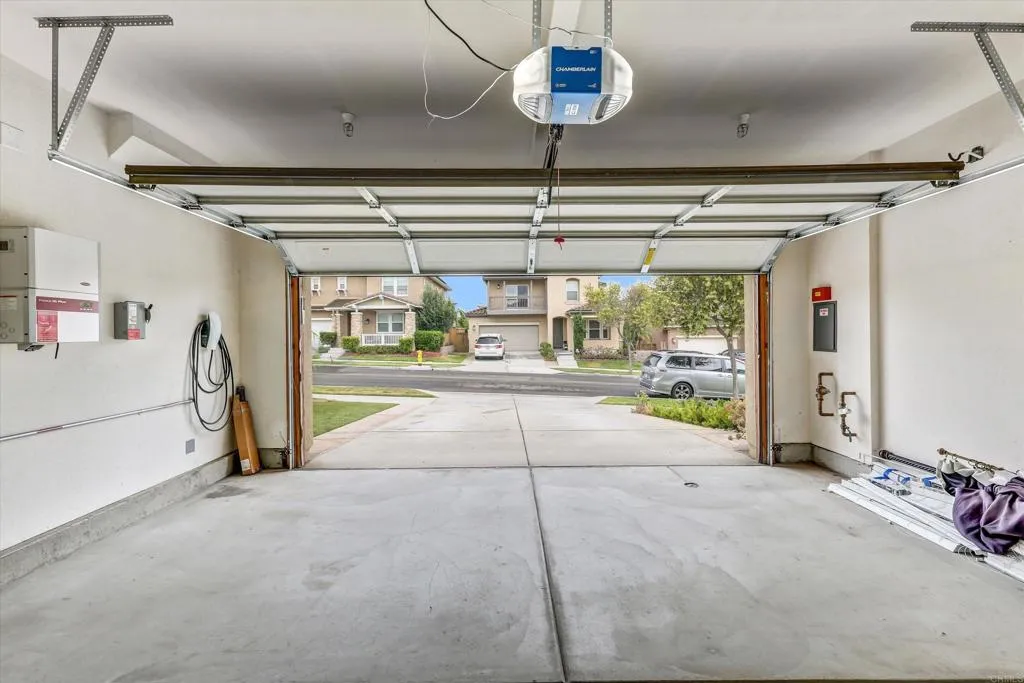 https://cdn.realtyfeed.com/cdn/127/306531027/5ed04d7d8f258ae3a796c75c8cbcc1cc.webp