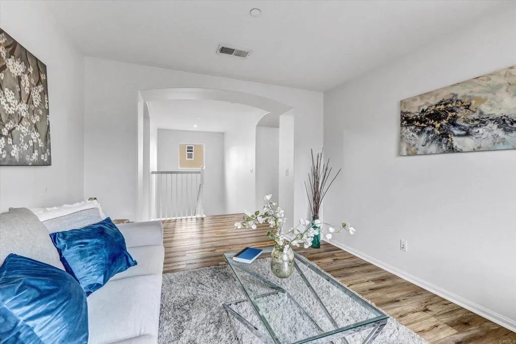 https://cdn.realtyfeed.com/cdn/127/306531027/8e56c1b7cdbbeb33e0f9c88e1cadb57d.webp