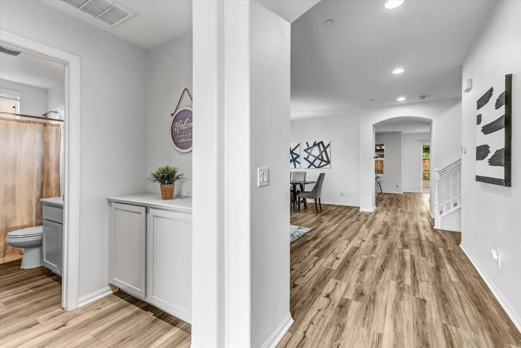 https://cdn.realtyfeed.com/cdn/127/306531027/c48e1fcdedced74cb723d594e48db77b.webp