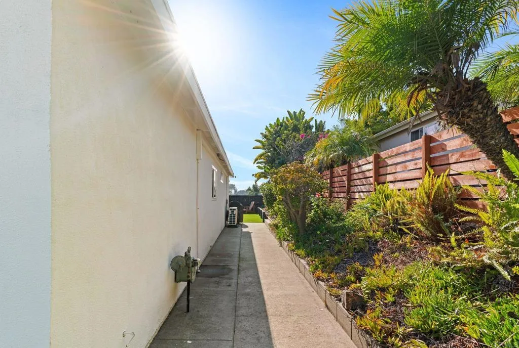 https://cdn.realtyfeed.com/cdn/127/306531045/a773d0843e8957bead2f613db80ee676.webp