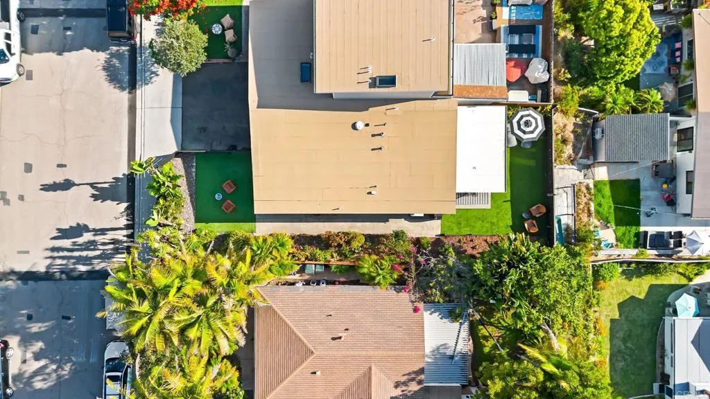 https://cdn.realtyfeed.com/cdn/127/306531045/cb37503df30ea141cd21b293dfdd466a.webp