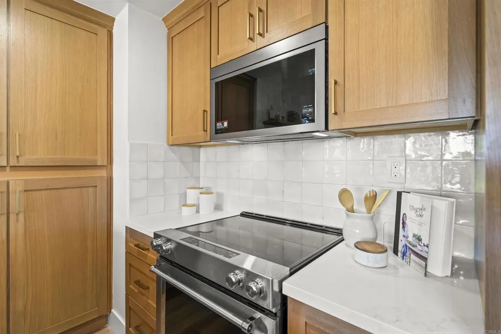 Photo #5: PTP2506592 Listing 