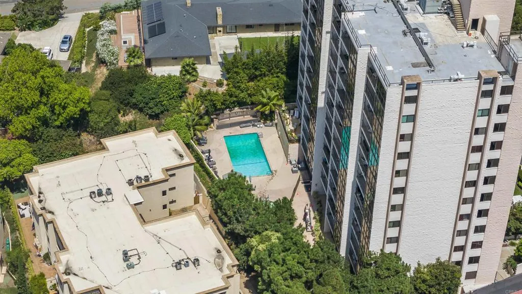 https://cdn.realtyfeed.com/cdn/127/306531057/6182c9eca2bc86602a4c7dea2626593f.webp