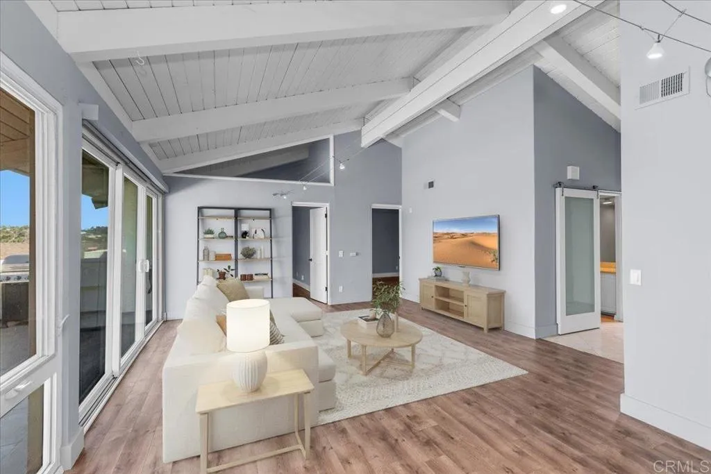 https://cdn.realtyfeed.com/cdn/127/306531070/67578e01caf8d20bdf8c45846ef7d535.webp