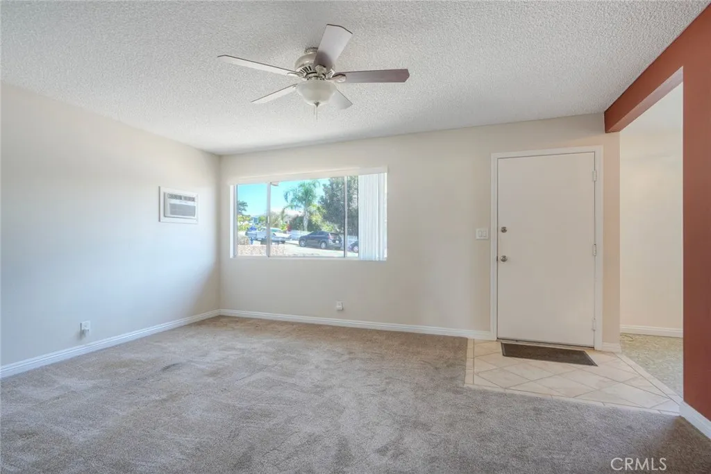 https://cdn.realtyfeed.com/cdn/127/306531071/063e145bf56a8c6fda493d0f04b39f95.webp