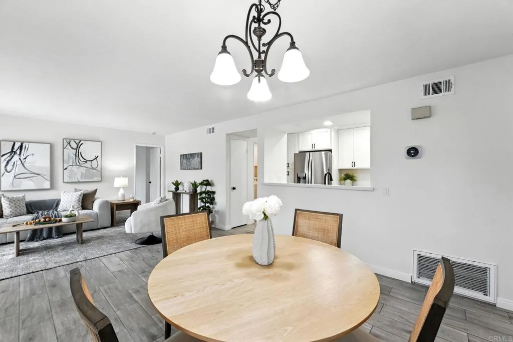 Photo #5: PTP2506594 Listing 