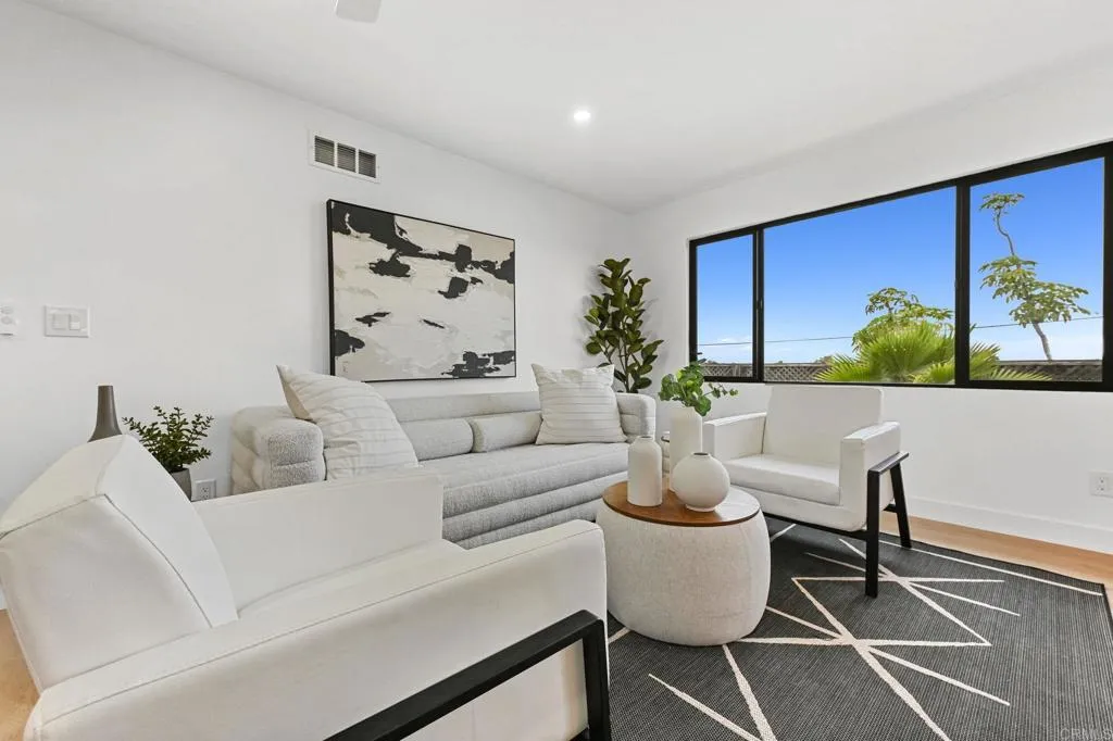 https://cdn.realtyfeed.com/cdn/127/306531176/db1702b1a12a5f2f13e21438f4aa258c.webp
