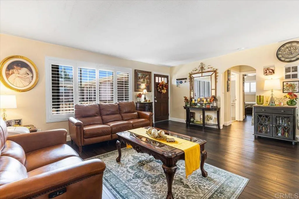 Photo #2: PTP2506596 Listing 