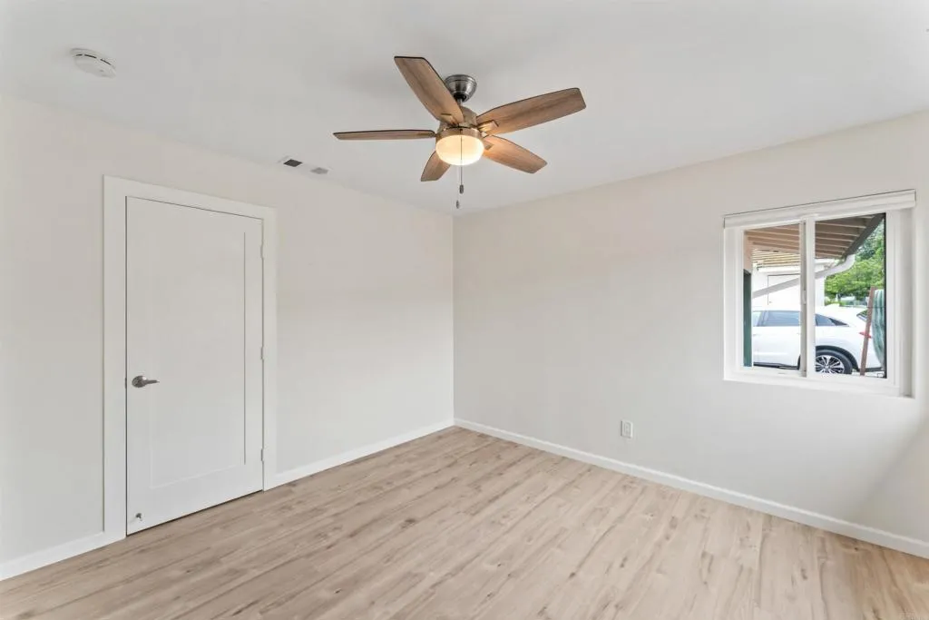 https://cdn.realtyfeed.com/cdn/127/306531219/2dbf096b71a40b5dfcea7a2120c8cda2.webp