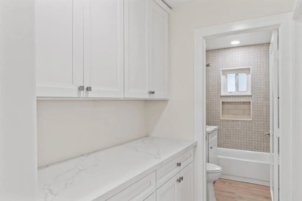 https://cdn.realtyfeed.com/cdn/127/306531219/7cdee7eea6682a69212a225cb67b3a1d.webp
