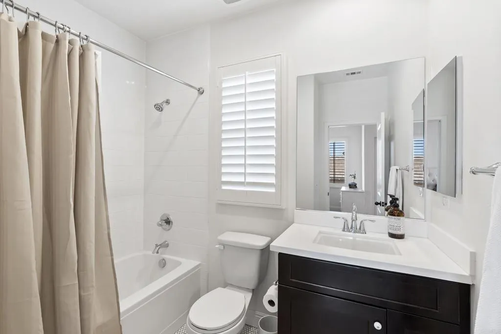 https://cdn.realtyfeed.com/cdn/127/306531220/a19f06c8bd327aed24a6c75c5d20ecb4.webp