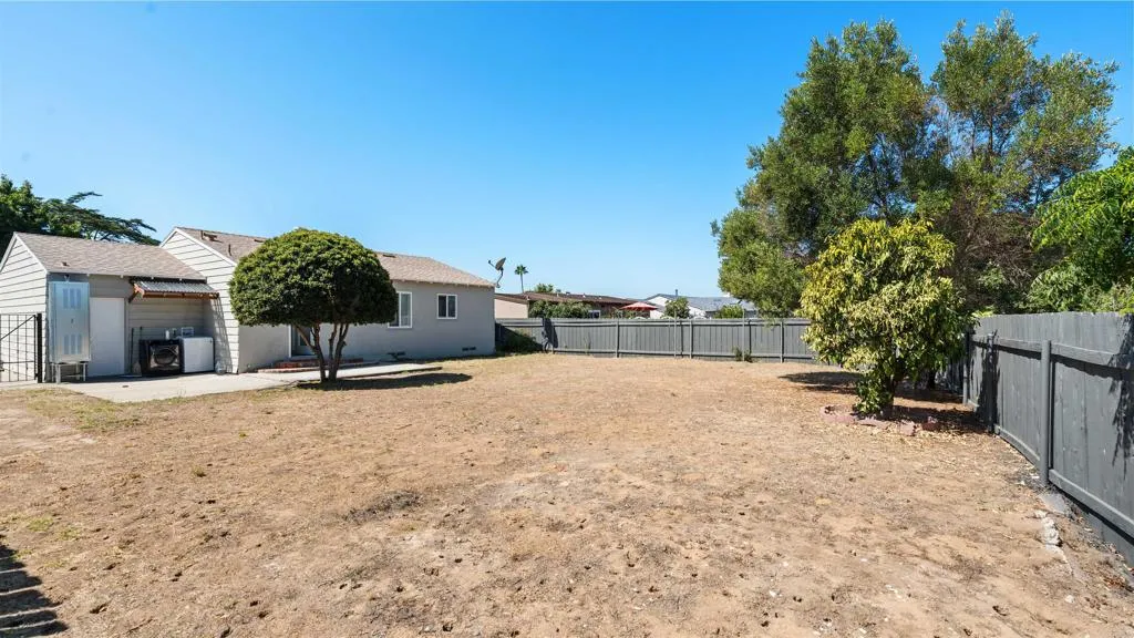 https://cdn.realtyfeed.com/cdn/127/306531244/f32e46fde238431f9e51f8e049cab31b.webp