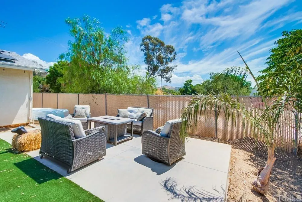 https://cdn.realtyfeed.com/cdn/127/306531263/193ba6b80b50d8b48ce2918c13e035f9.webp
