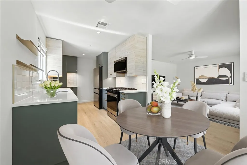 Photo #4: OC25195018 Listing 