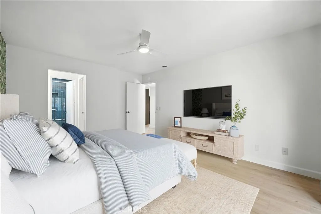 Photo #12: OC25195018 Listing: Photo #12
