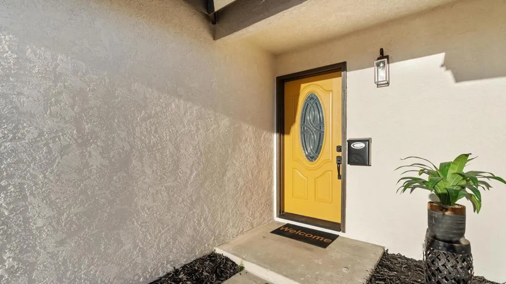 https://cdn.realtyfeed.com/cdn/127/306531273/aa6380f7f6d6704e267f926db9d7128a.webp