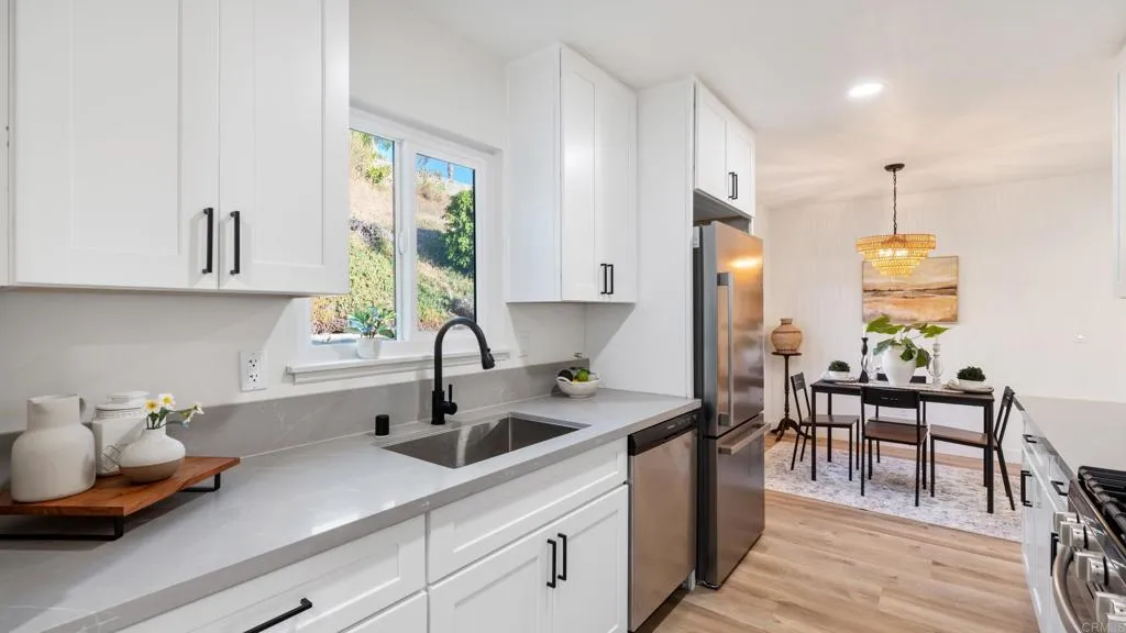 https://cdn.realtyfeed.com/cdn/127/306531273/dddb0219e6cc852603b1865269eeac72.webp