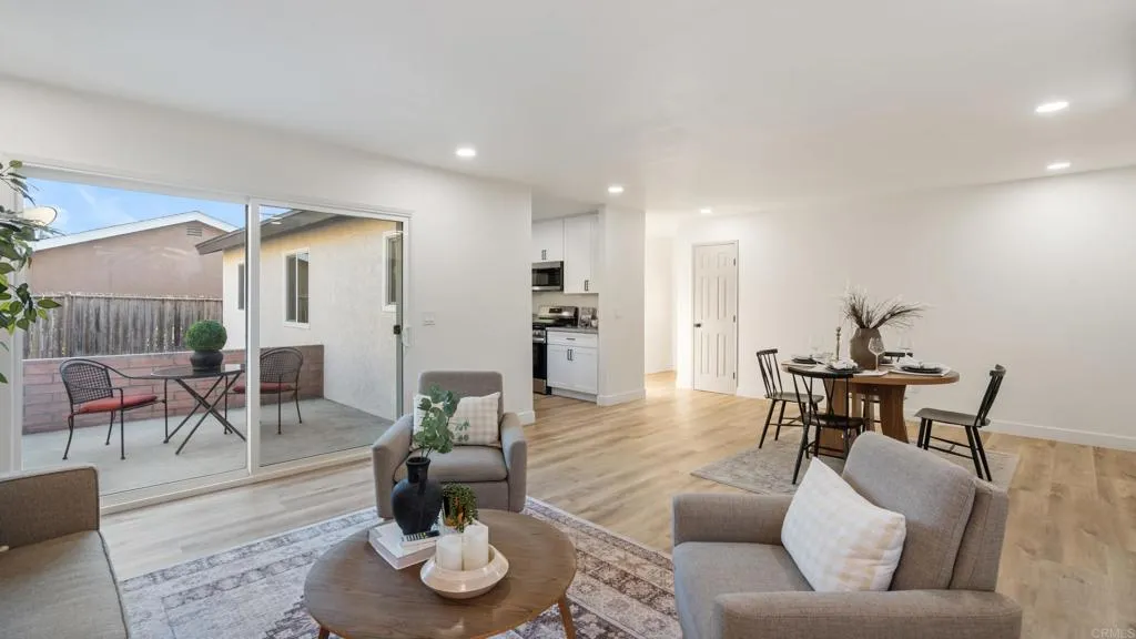https://cdn.realtyfeed.com/cdn/127/306531273/fd42a882124fe4fbe48e12ce9ea63232.webp