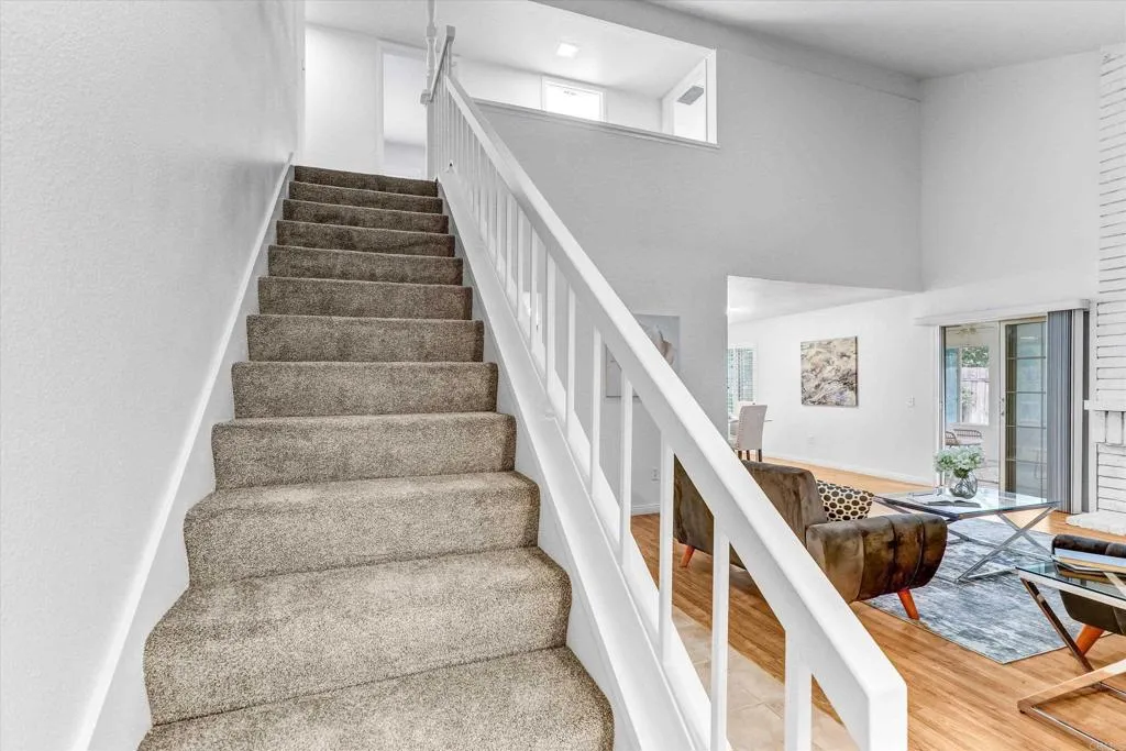 https://cdn.realtyfeed.com/cdn/127/306531279/999a5a03f6bb894ce4ff25f0c5ad96a9.webp