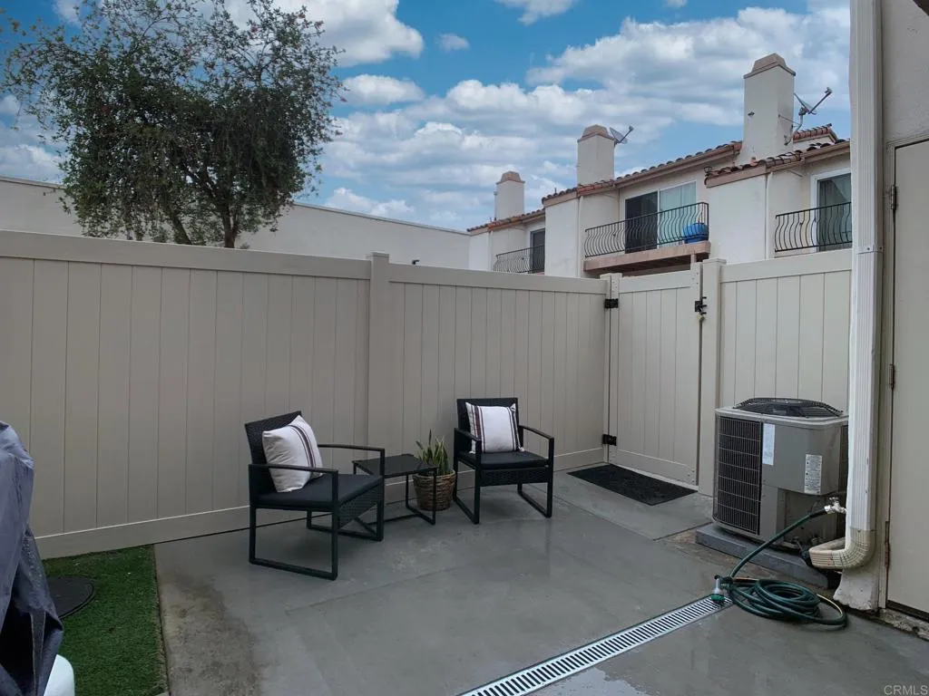 https://cdn.realtyfeed.com/cdn/127/306531280/0fa2b2cd283cdefaf13da5d0af3ad0f0.webp