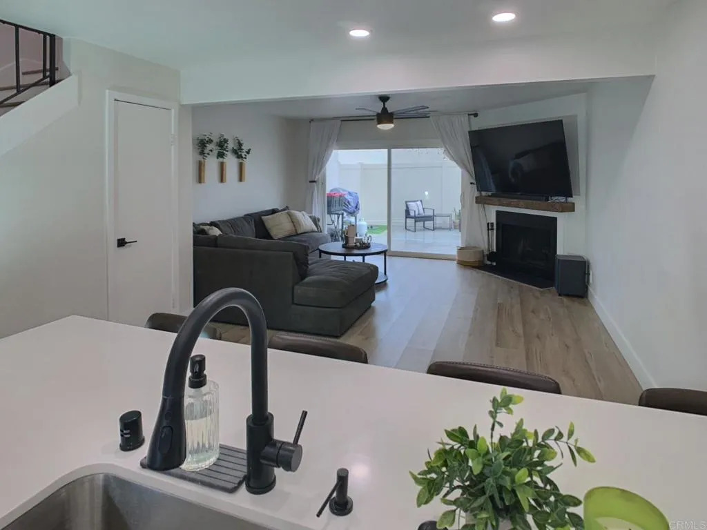https://cdn.realtyfeed.com/cdn/127/306531280/58032e12a3df1a82fd9d8e96087a656c.webp
