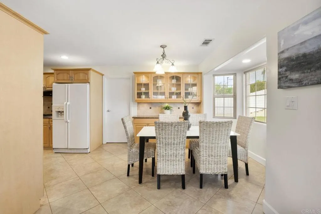 https://cdn.realtyfeed.com/cdn/127/306531289/6d6bdab14564106c7c813b090dc7504b.webp