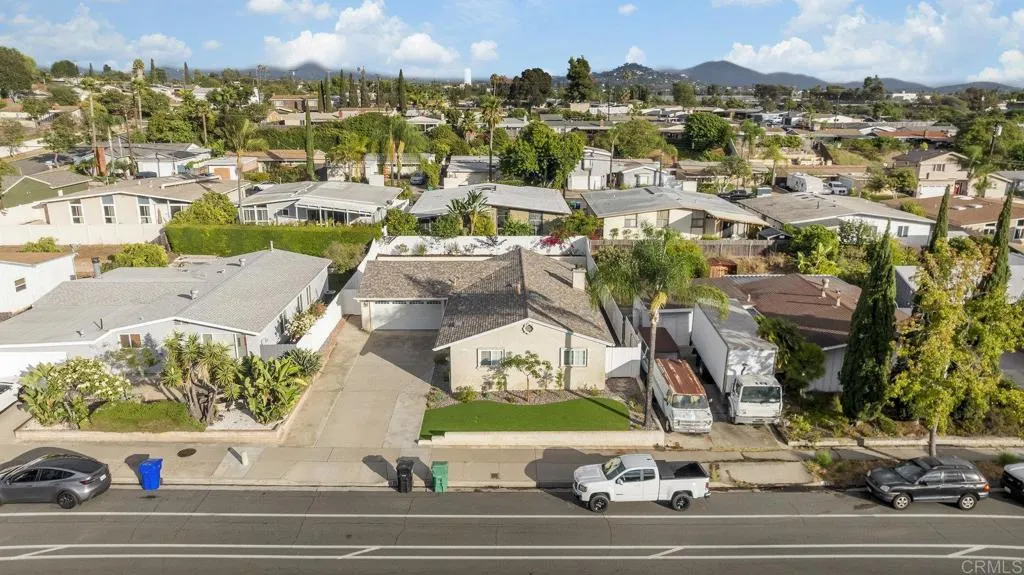 https://cdn.realtyfeed.com/cdn/127/306531289/97ffba845ec8e74399dd82aa9010a908.webp
