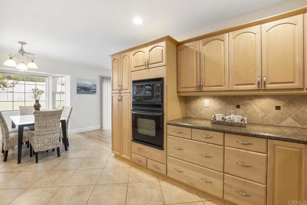 https://cdn.realtyfeed.com/cdn/127/306531289/d6759210ca3221cb5b8e56cc96d1f817.webp