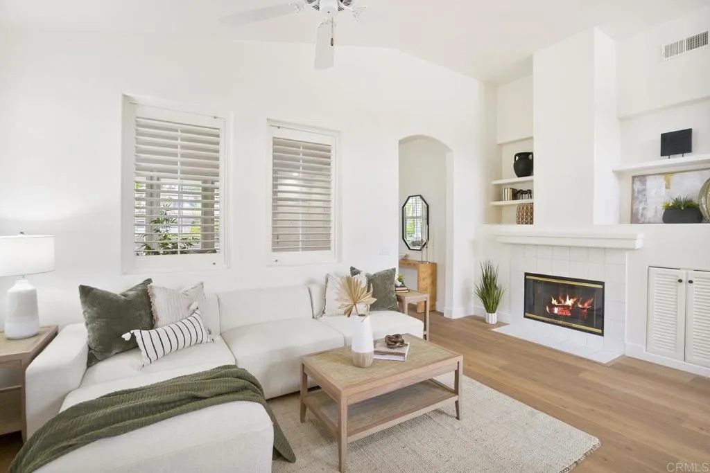https://cdn.realtyfeed.com/cdn/127/306531295/0b8b2ce30def873c653c6dd394ed779d.webp