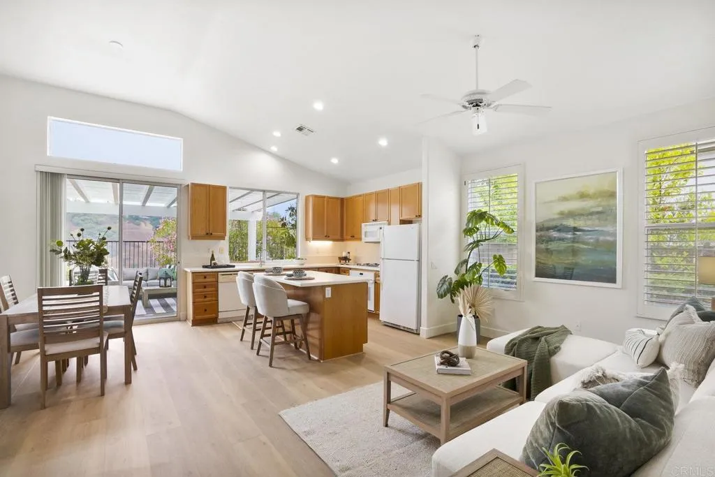 https://cdn.realtyfeed.com/cdn/127/306531295/105c200cbb4092f418f740e5d728a60d.webp