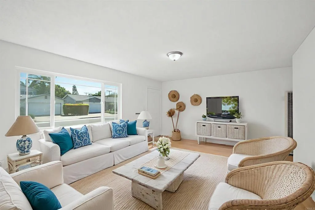 https://cdn.realtyfeed.com/cdn/127/306531337/f0834fd4e37e7f0879e21ff5bbd3036a.webp