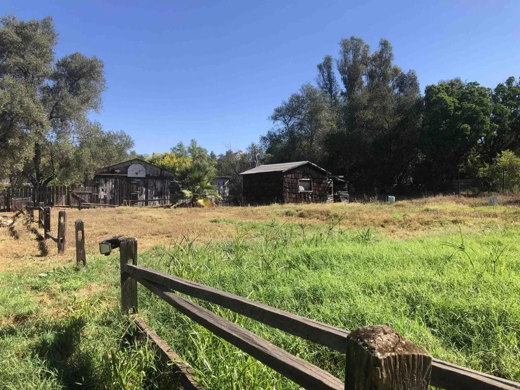 https://cdn.realtyfeed.com/cdn/127/306531359/85066012ba0fec70df20fd777493b976.webp