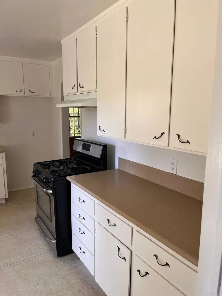 https://cdn.realtyfeed.com/cdn/127/306531359/d0fc5f828fb8f7da82b6b7336b6c2825.webp