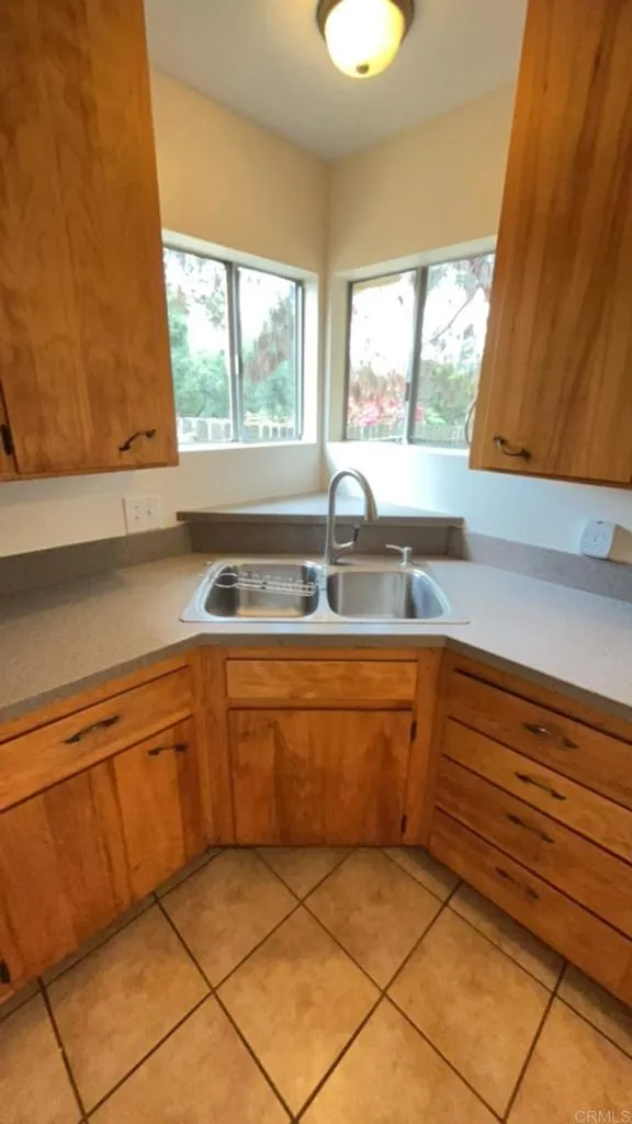 https://cdn.realtyfeed.com/cdn/127/306531359/f4561ef8eee3738c5305d543d38966bf.webp