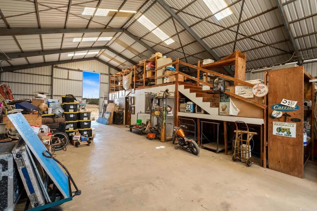 https://cdn.realtyfeed.com/cdn/127/306531413/9b740952b17210fa1481adce04662ff3.webp