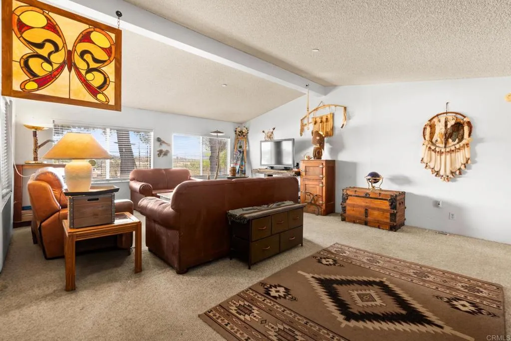 https://cdn.realtyfeed.com/cdn/127/306531413/e98362a02401c9ac92e86526f797758a.webp