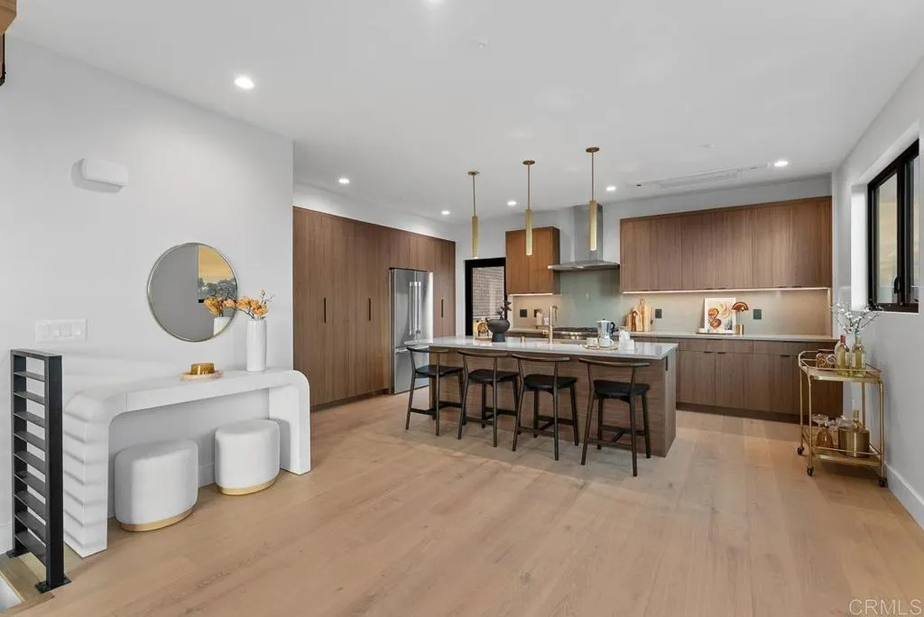 Photo #6: NDP2508498 Listing 
