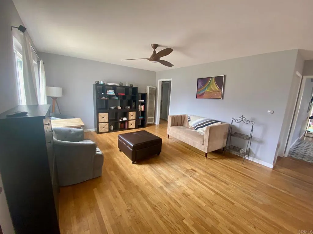 https://cdn.realtyfeed.com/cdn/127/306531438/7c18300e639f3c5675b0658620464753.webp