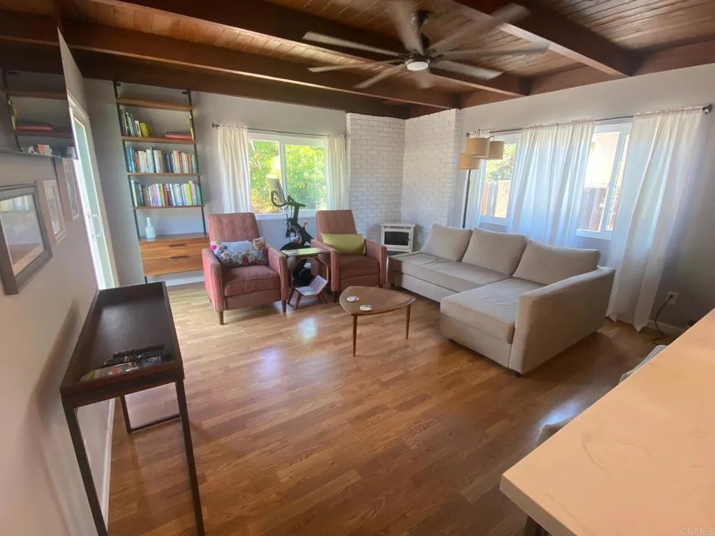 https://cdn.realtyfeed.com/cdn/127/306531438/9606a8d497f14e8e9490ffb0ca81ad39.webp