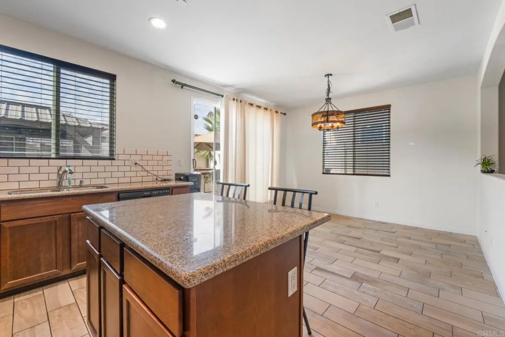 Photo #7: PTP2506607 Listing: Photo #7