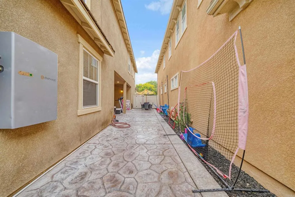 https://cdn.realtyfeed.com/cdn/127/306531475/118f4175036a13658791f52c05c62127.webp