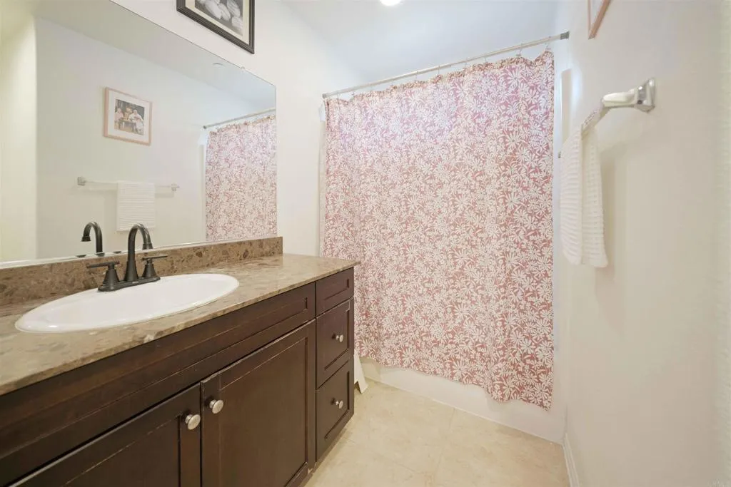 https://cdn.realtyfeed.com/cdn/127/306531475/33b8a4f27dd90a6f347fc4dc11e1879a.webp