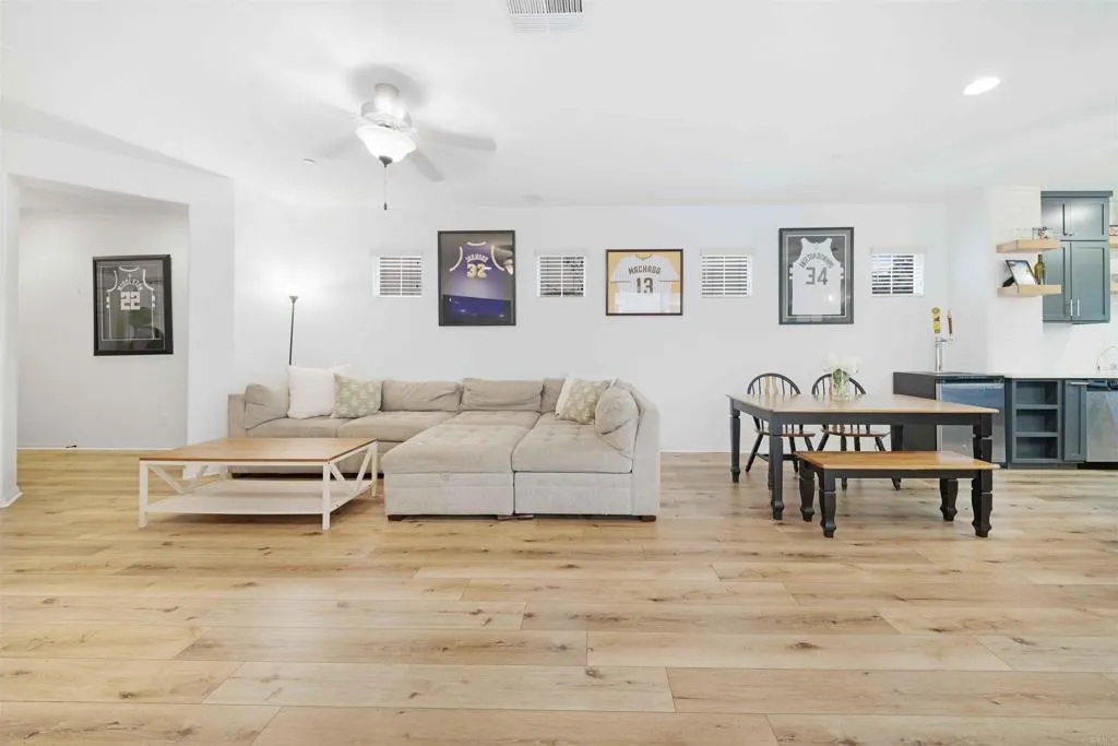 https://cdn.realtyfeed.com/cdn/127/306531475/b286a69d54f2ad809f05fd201a235797.webp