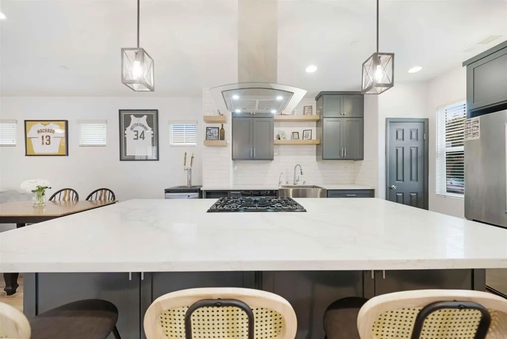https://cdn.realtyfeed.com/cdn/127/306531475/d8ca22b6c43c65a2384d6244a4b328b4.webp
