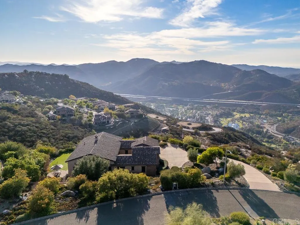 https://cdn.realtyfeed.com/cdn/127/306531491/f711b53db9bd51c4985d3db712bddf41.webp