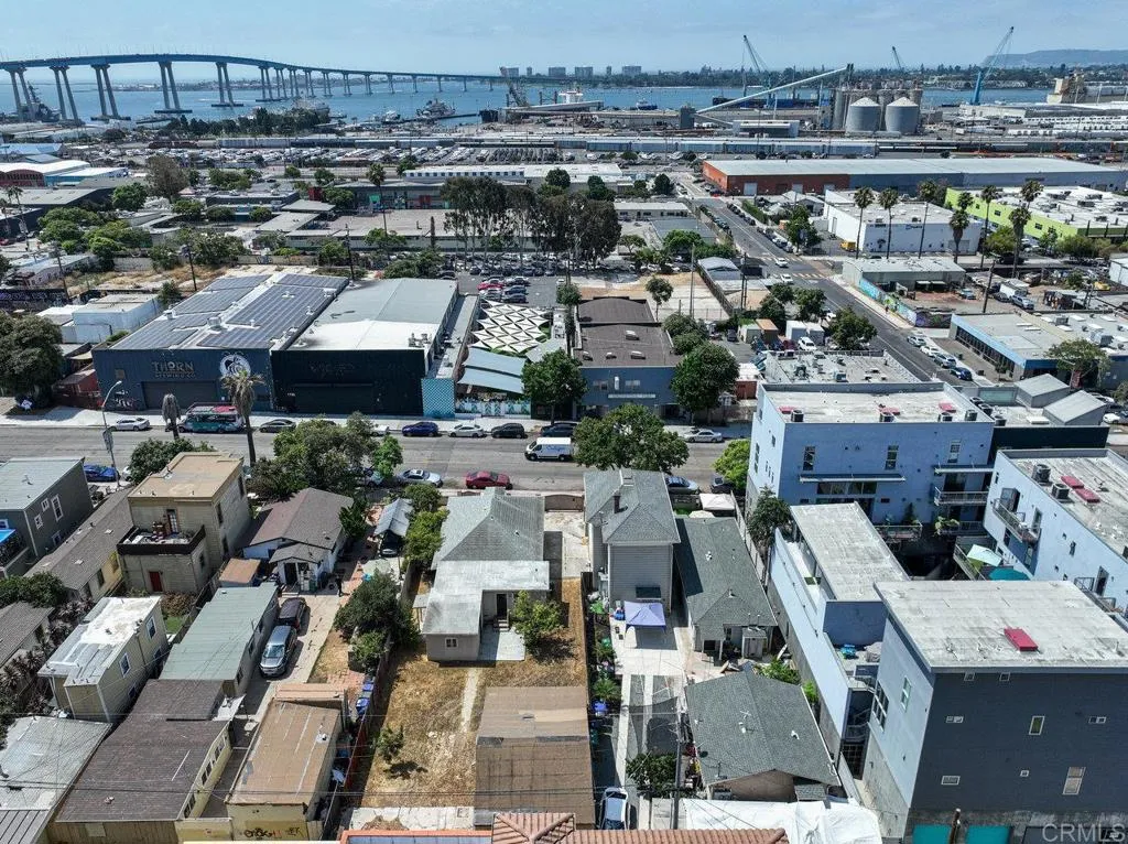 https://cdn.realtyfeed.com/cdn/127/306531494/0f45ffd6de9e86f66713dd1d6214f016.webp