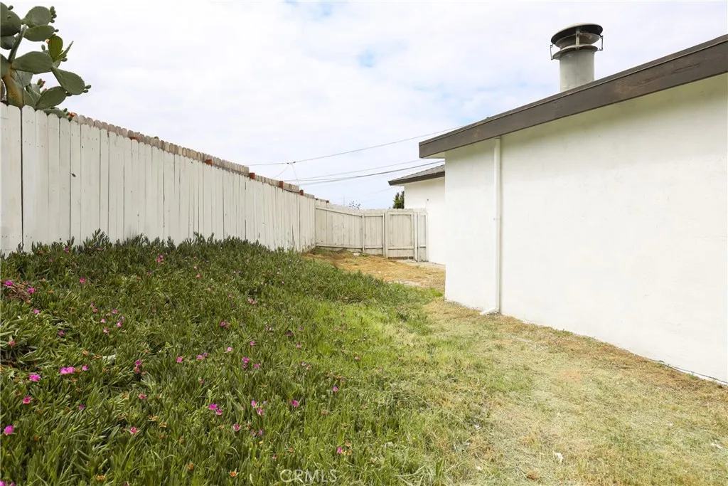 https://cdn.realtyfeed.com/cdn/127/306531497/3638b5c09bece53df001b412e8d4d6b3.webp