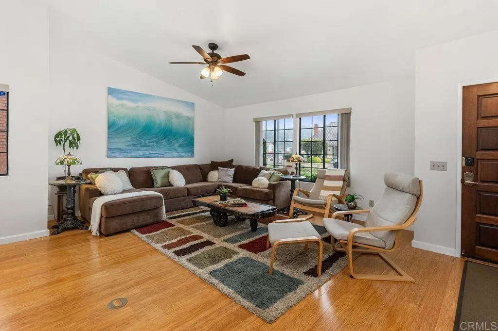 https://cdn.realtyfeed.com/cdn/127/306531499/9f760895e62334f1dafd62280da8f413.webp