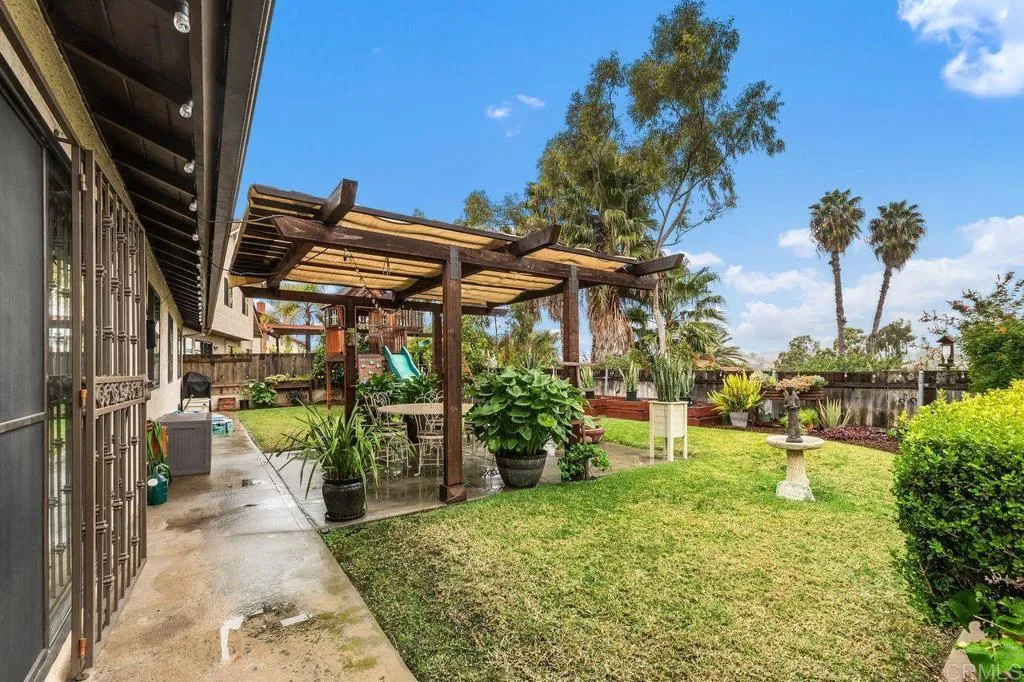 https://cdn.realtyfeed.com/cdn/127/306531499/b47e294e9ce6356dee3654a2a6c1e64a.webp